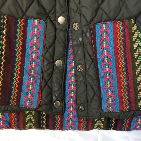 Vest - Picture 2 of 4